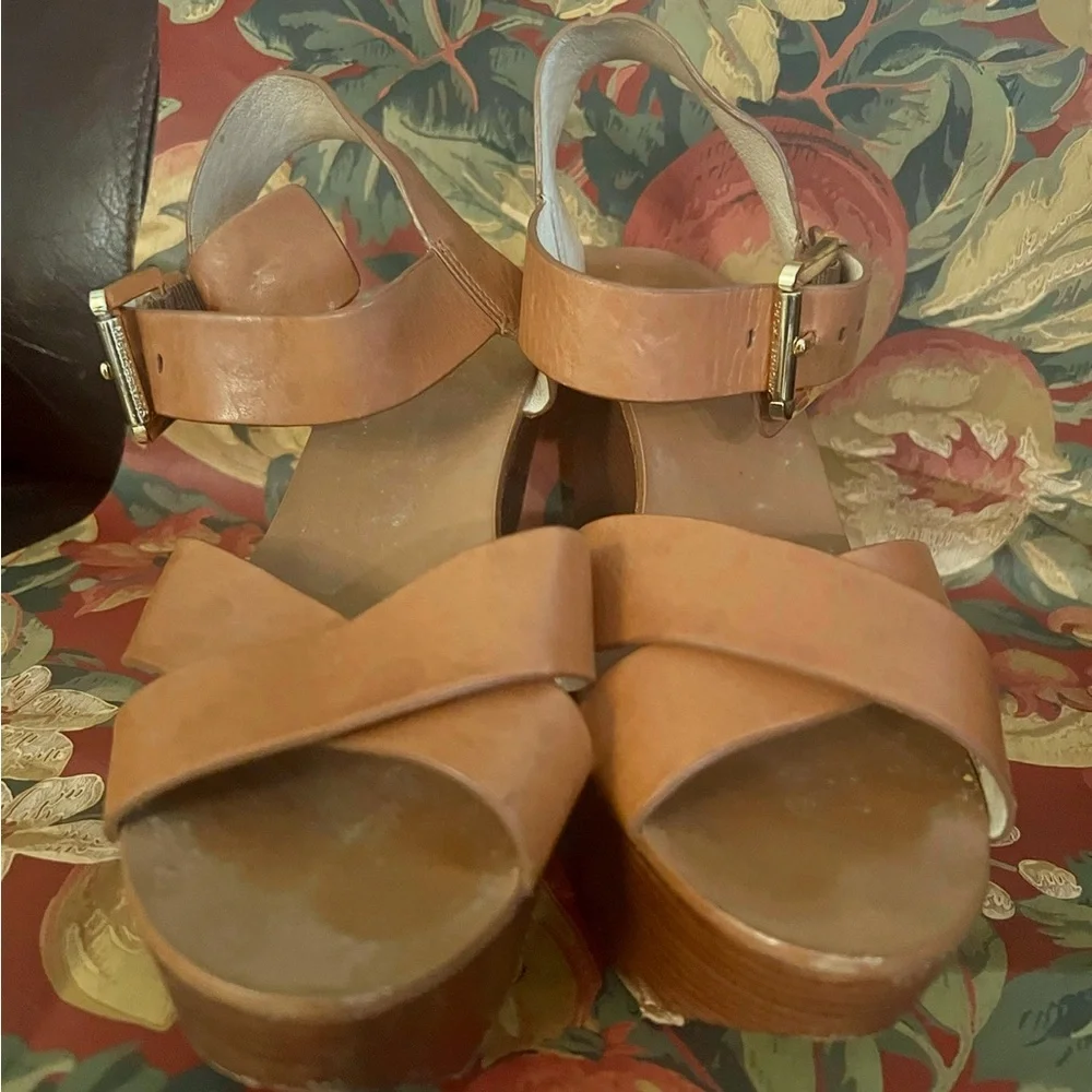 MICHAEL Michael Kors Abbott Wedge Sandal - Picture 6 of 9